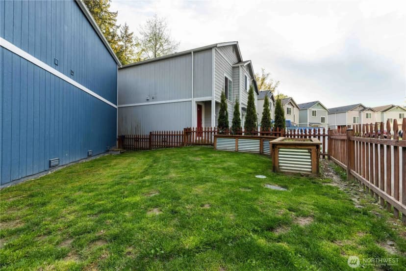 Property photo for 2058 Ne Green Glen Lane, Bremerton photo 31
