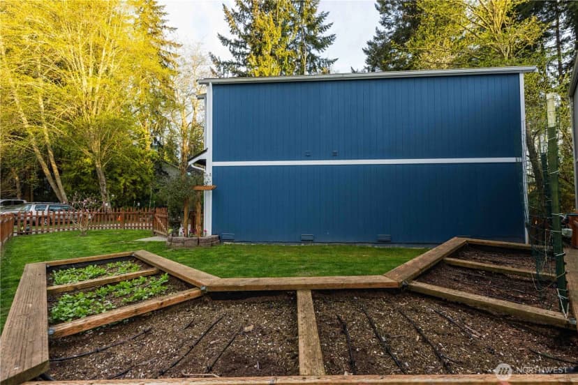Property photo for 2058 Ne Green Glen Lane, Bremerton photo 32
