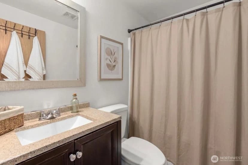 Property photo for 2058 Ne Green Glen Lane, Bremerton photo 19