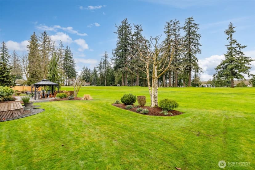 Property photo for 16505 Country Club Drive, Burlington photo 30