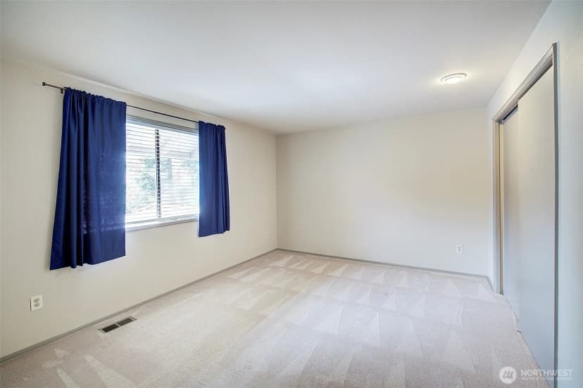 Property photo for 243 140th Avenue Ne, Bellevue photo 34
