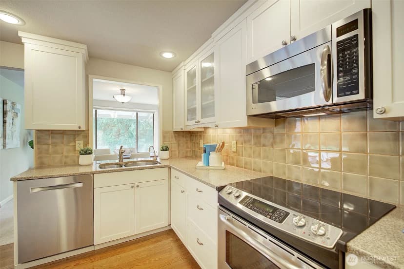 Property photo for 243 140th Avenue Ne, Bellevue photo 13