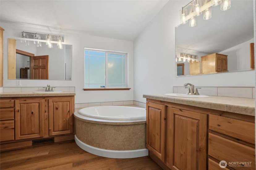 Property photo for 16618 40th Street Ct Nw, Lakebay photo 30