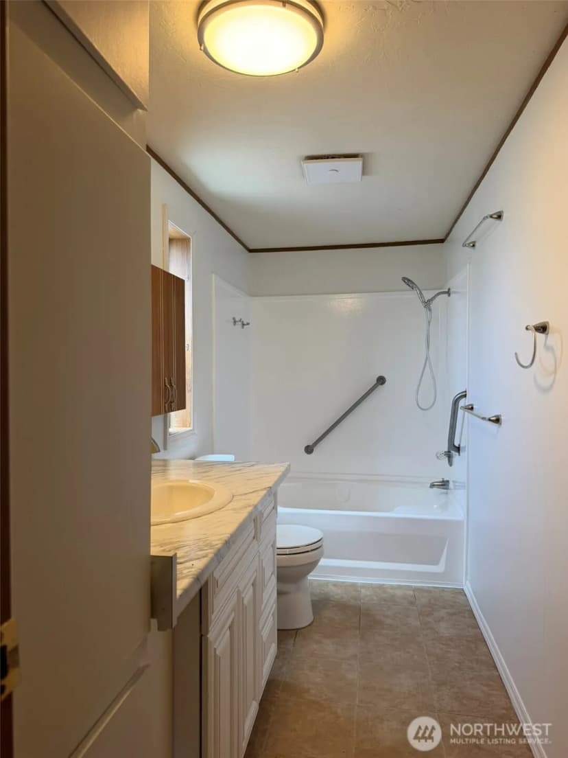Property photo for 1120 S 25th Street #1, Mount Vernon photo 26