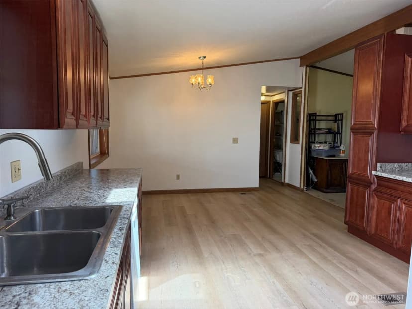 Property photo for 1120 S 25th Street #1, Mount Vernon photo 7