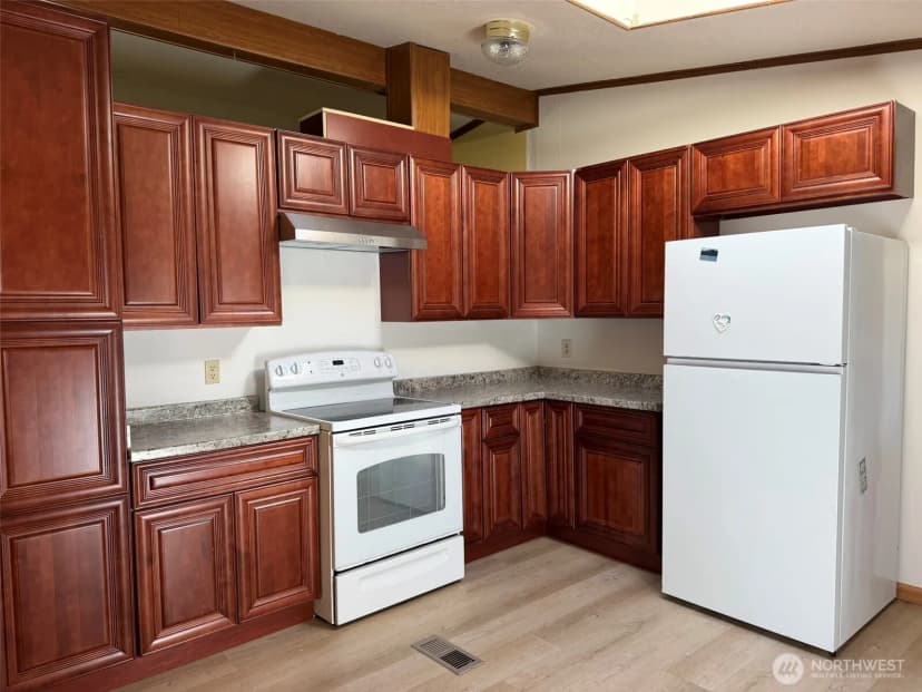 Property photo for 1120 S 25th Street #1, Mount Vernon photo 10