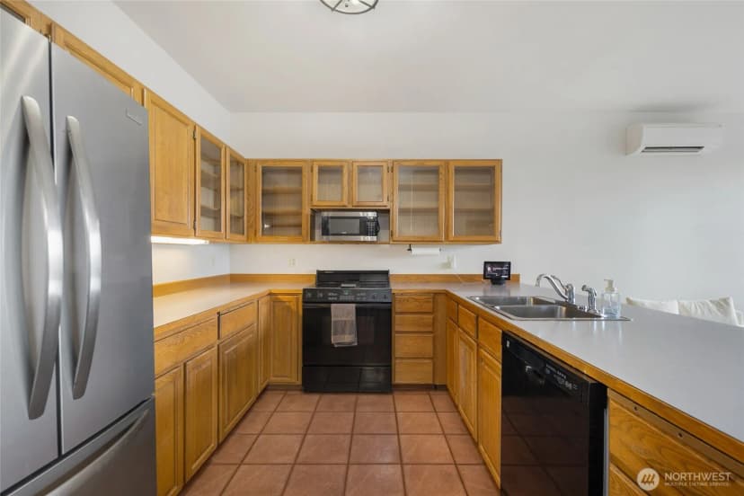 Property photo for 625 Harrison Street #a, Friday Harbor photo 13