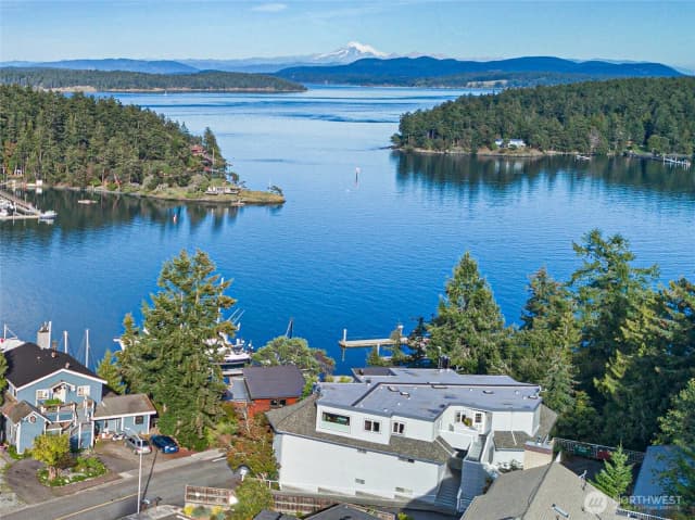 Property photo for 625 Harrison Street #a, Friday Harbor photo 4