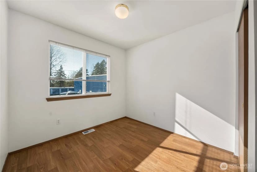 Property photo for 11236 3rd Avenue E, Tacoma photo 24