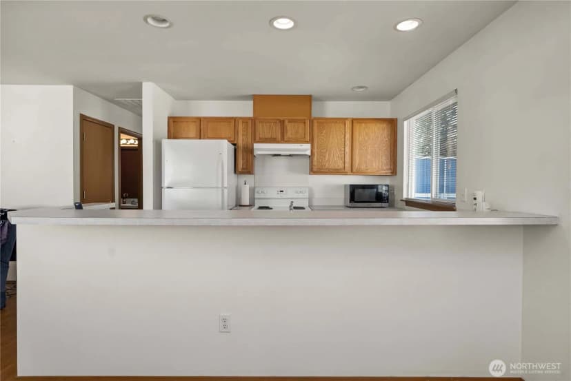 Property photo for 11236 3rd Avenue E, Tacoma photo 13
