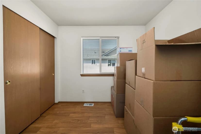 Property photo for 11236 3rd Avenue E, Tacoma photo 25
