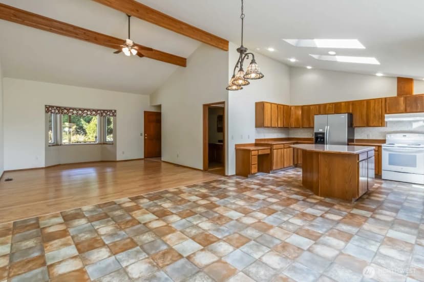 Property photo for 207 Tillicum Drive, Chehalis photo 18