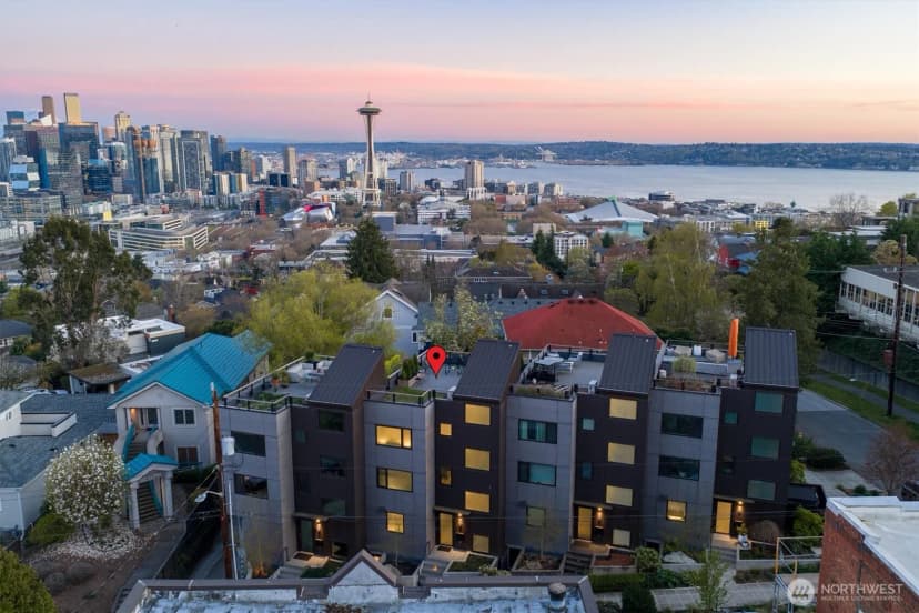 Property photo for 305 Lee Street, Seattle photo 37