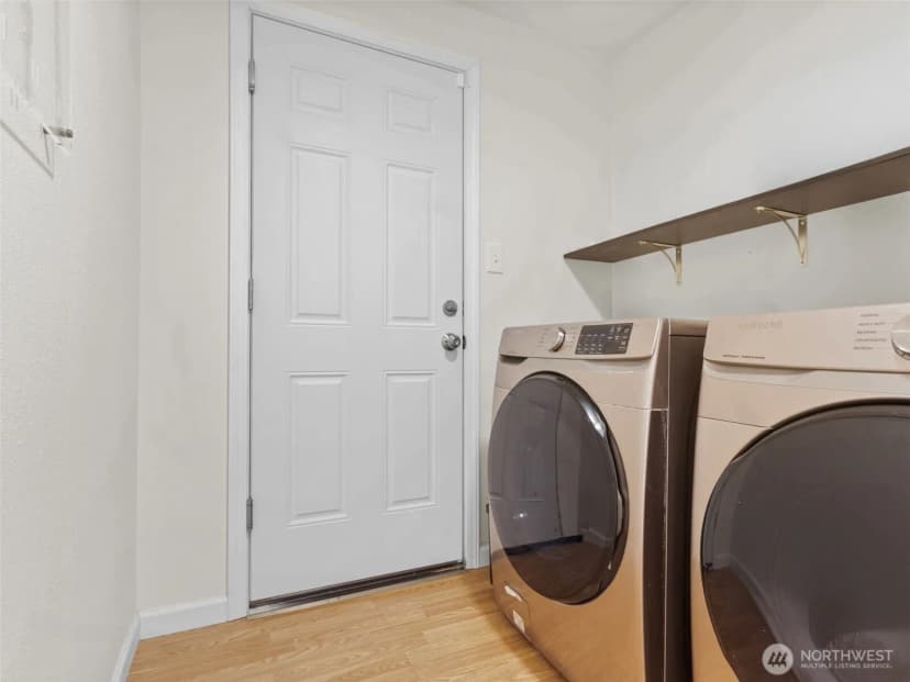 Property photo for 9141 Waverly Drive Sw, Lakewood photo 30