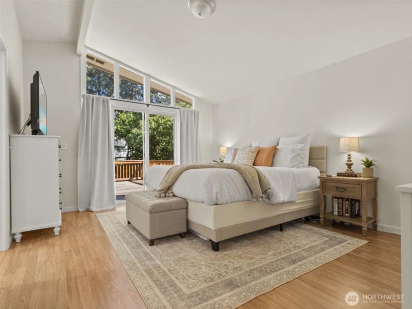 Property photo for 9141 Waverly Drive Sw, Lakewood photo 13