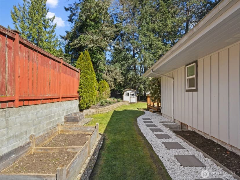 Property photo for 9141 Waverly Drive Sw, Lakewood photo 36