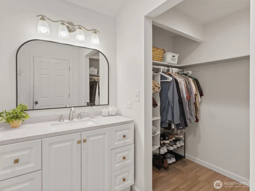 Property photo for 9141 Waverly Drive Sw, Lakewood photo 18