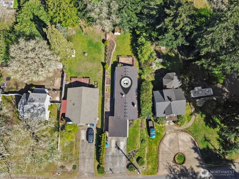 Property photo for 9141 Waverly Drive Sw, Lakewood photo 38