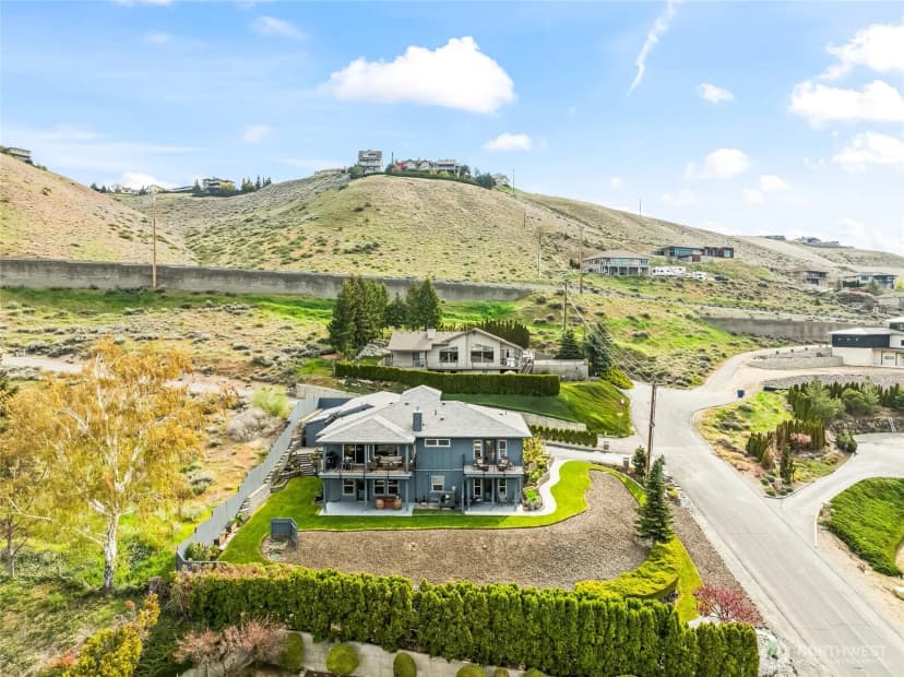 Property photo for 521 23rd Street Ne, East Wenatchee photo 40