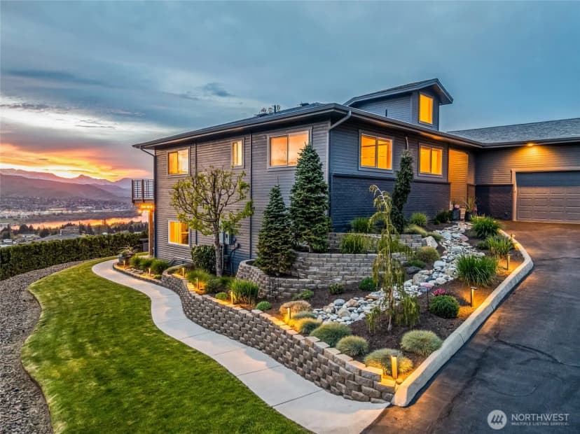 Property photo for 521 23rd Street Ne, East Wenatchee photo 3