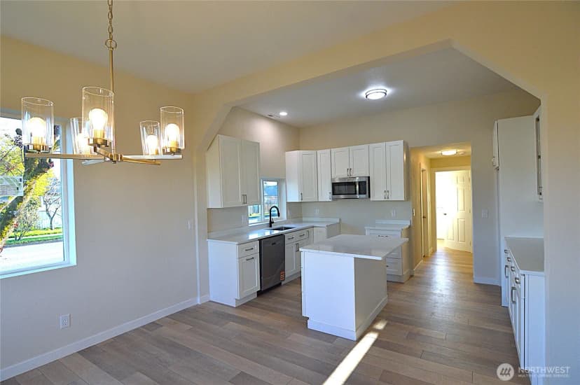 Property photo for 703 M Street, Centralia photo 16