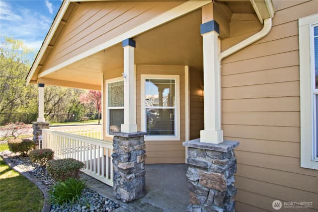 Property photo for 15316 45th Street Se, Sumner photo 3