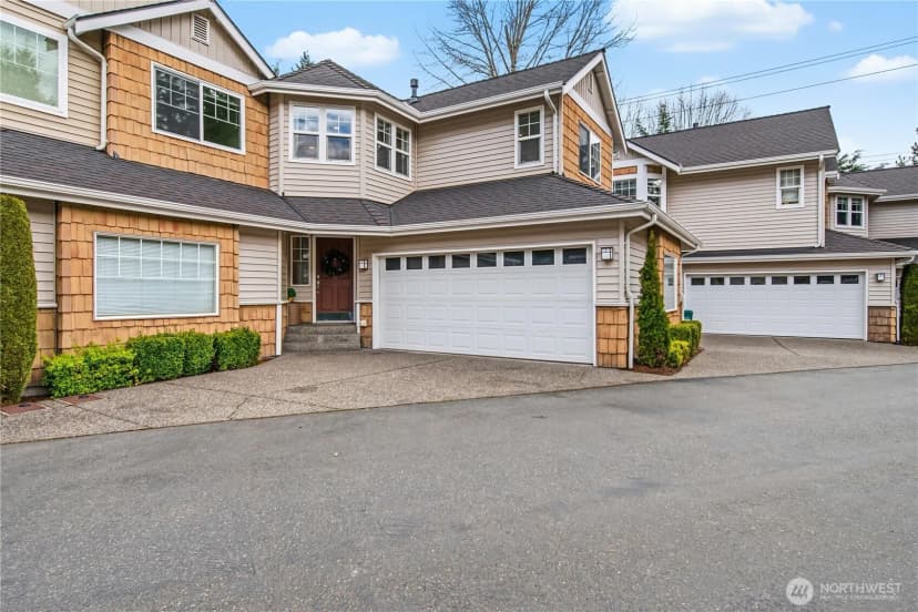 Property photo for 205 Newport Way Nw #j1, Issaquah photo 33