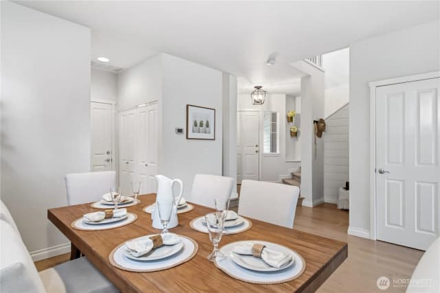 Property photo for 205 Newport Way Nw #j1, Issaquah photo 5