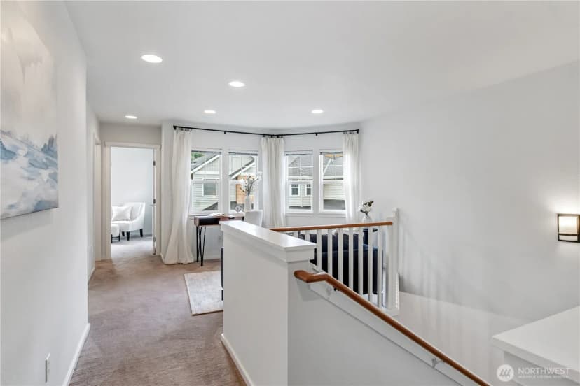 Property photo for 205 Newport Way Nw #j1, Issaquah photo 25