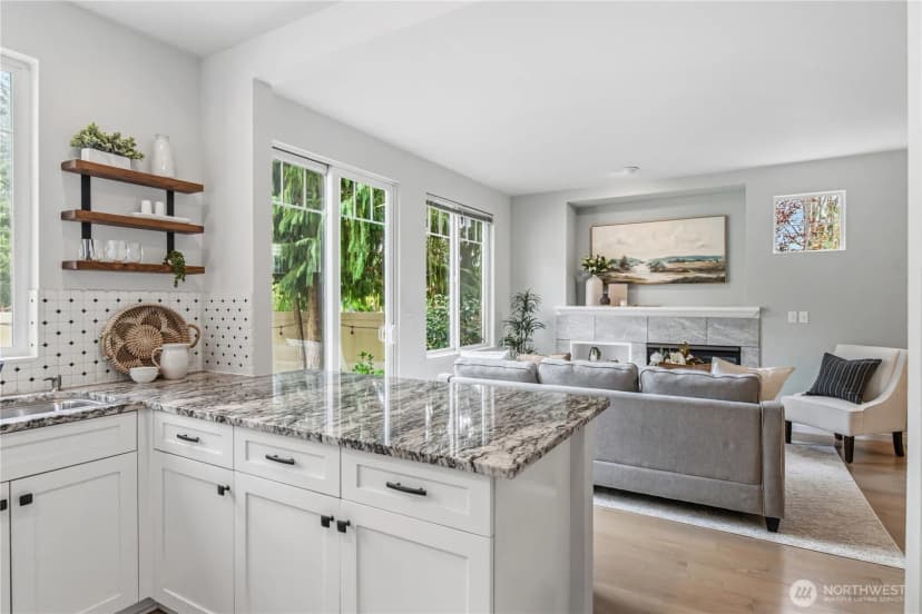 Property photo for 205 Newport Way Nw #j1, Issaquah photo 17