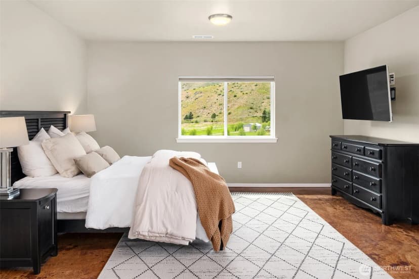 Property photo for 24 Mackenzie Way, Chelan photo 16