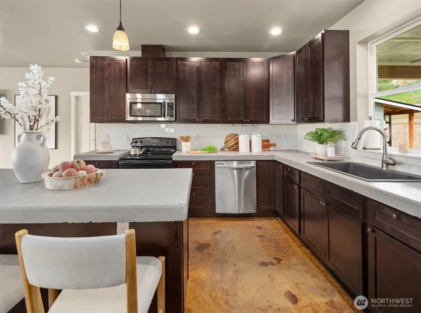 Property photo for 24 Mackenzie Way, Chelan photo 9