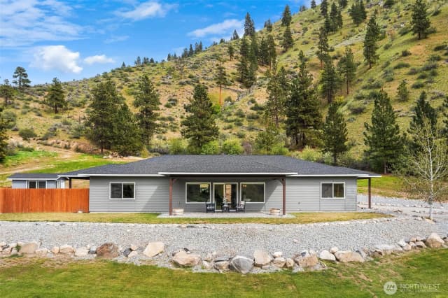 Property photo for 24 Mackenzie Way, Chelan photo 2