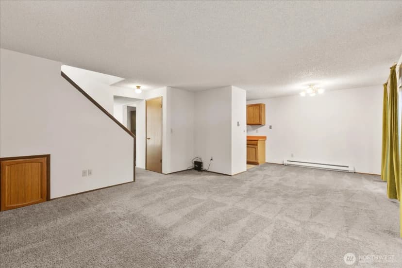 Property photo for 15914 3rd Place Sw #c, Burien photo 8