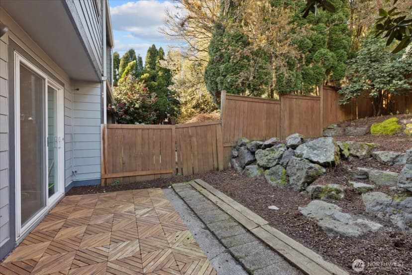 Property photo for 15914 3rd Place Sw #c, Burien photo 29