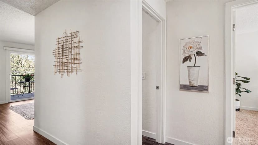 Property photo for 830 Kirkland Way #202, Kirkland photo 13