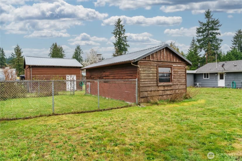 Property photo for 602 Commercial Avenue, Darrington photo 30
