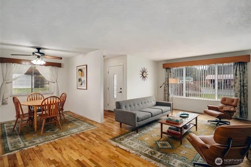 Property photo for 602 Commercial Avenue, Darrington photo 6