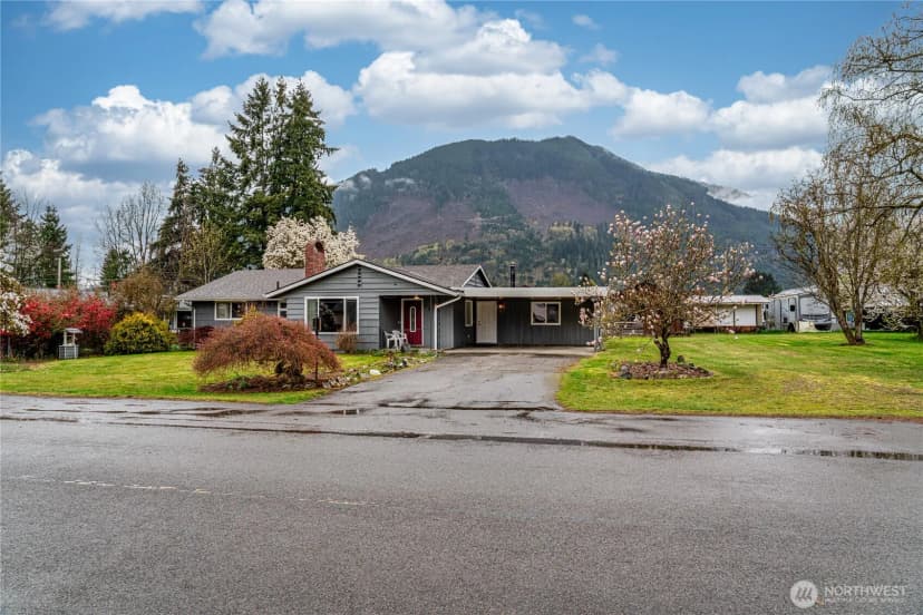 Property photo for 602 Commercial Avenue, Darrington photo 34