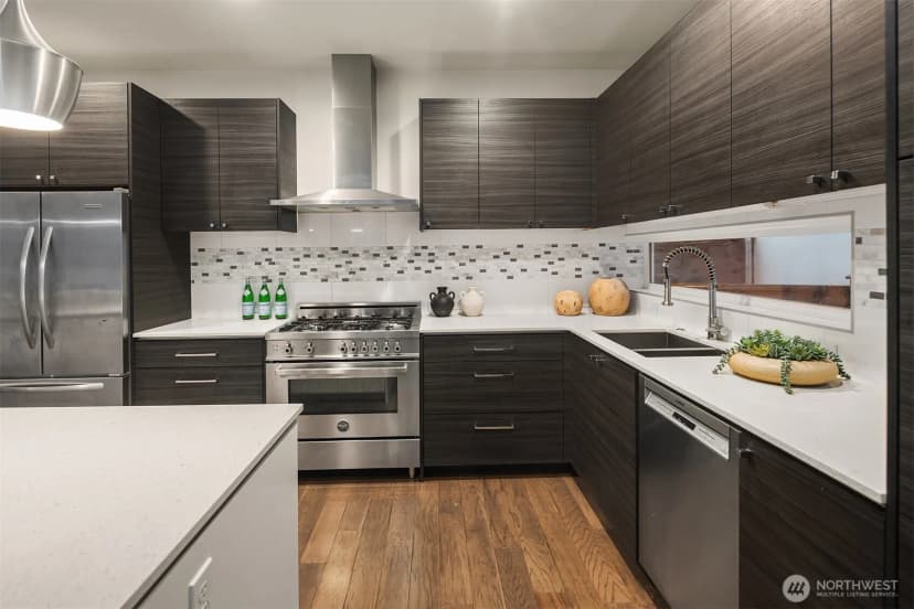 Property photo for 7002 23rd Avenue Nw, Seattle photo 18