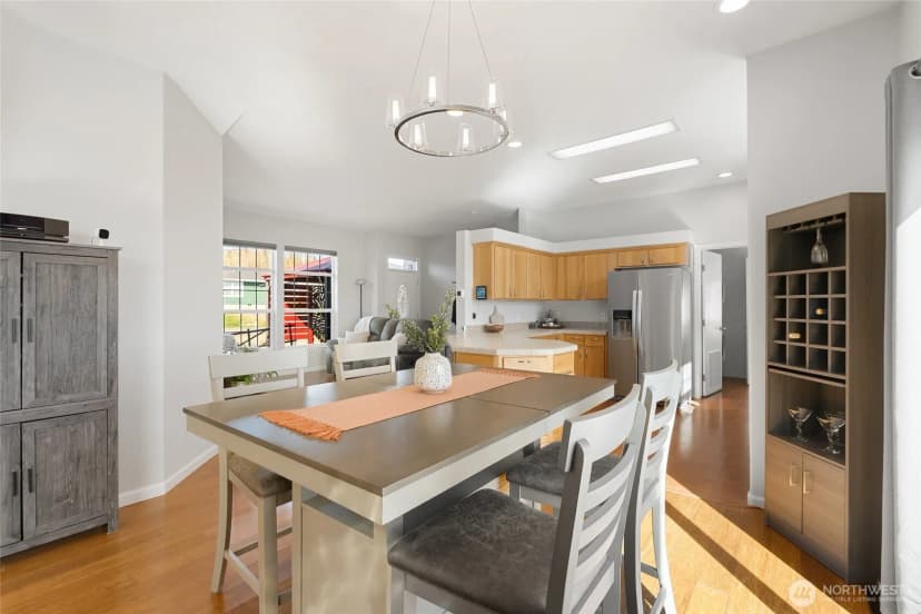 Property photo for 5511 Hillvue Road, Blaine photo 8