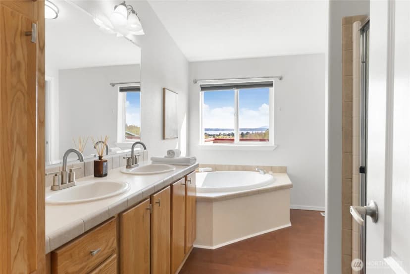 Property photo for 5511 Hillvue Road, Blaine photo 20