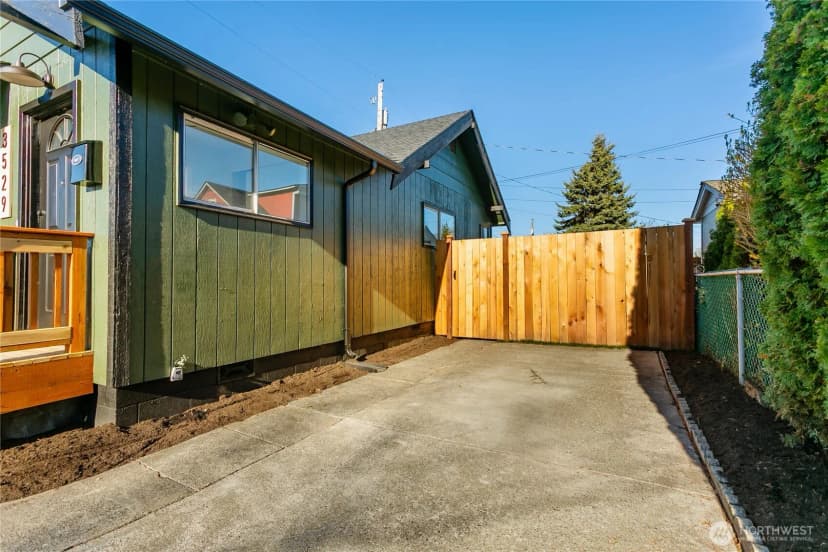 Property photo for 3529 E F Street, Tacoma photo 27