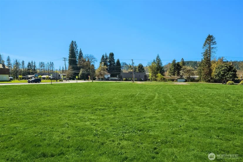 Property photo for 41 Xx Tolt Avenue, Carnation photo 11