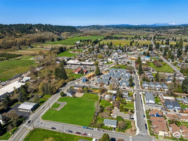 Property photo for 41 Xx Tolt Avenue, Carnation photo 2