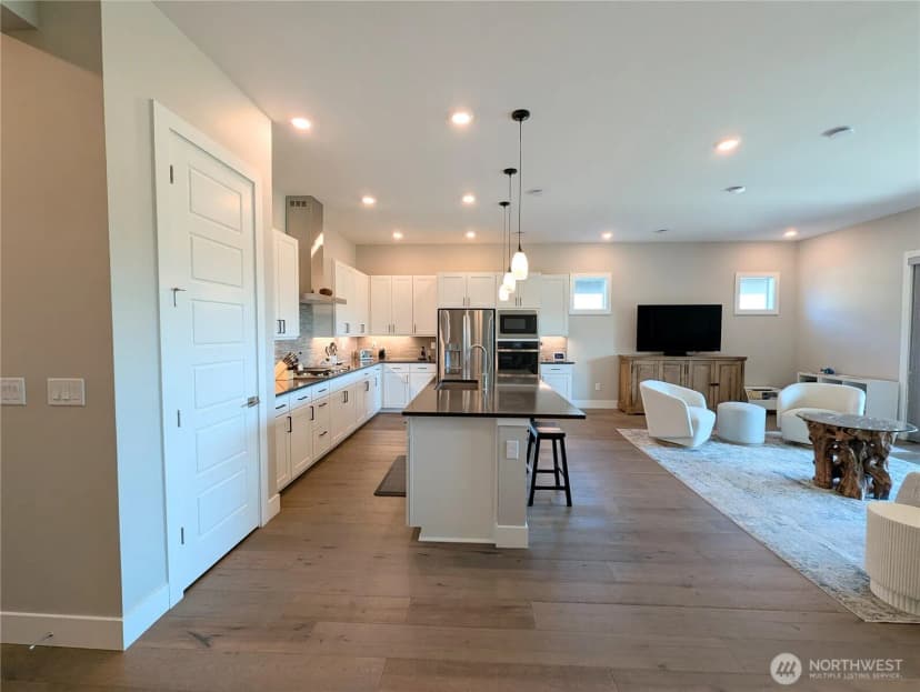 Property photo for 15528 174th Avenue Ct E, Bonney Lake photo 7