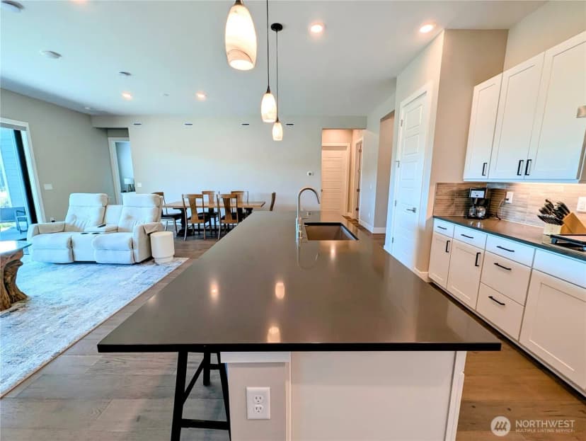 Property photo for 15528 174th Avenue Ct E, Bonney Lake photo 11