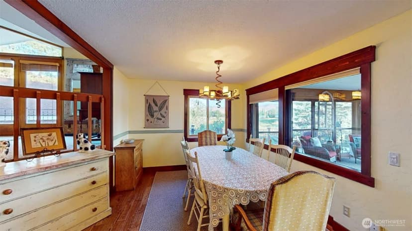Property photo for 725 Okoma Drive, Omak photo 14