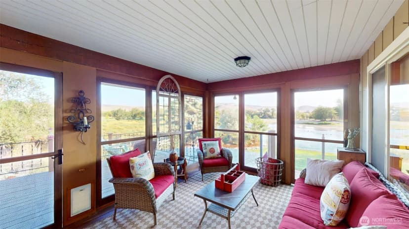 Property photo for 725 Okoma Drive, Omak photo 24