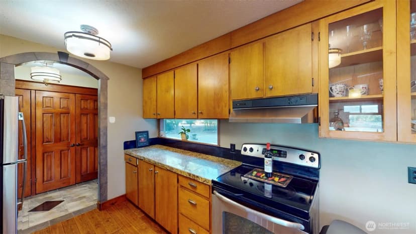 Property photo for 725 Okoma Drive, Omak photo 12
